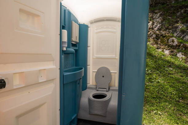 Best Portable Toilet Rental for Emergency Services  in USA